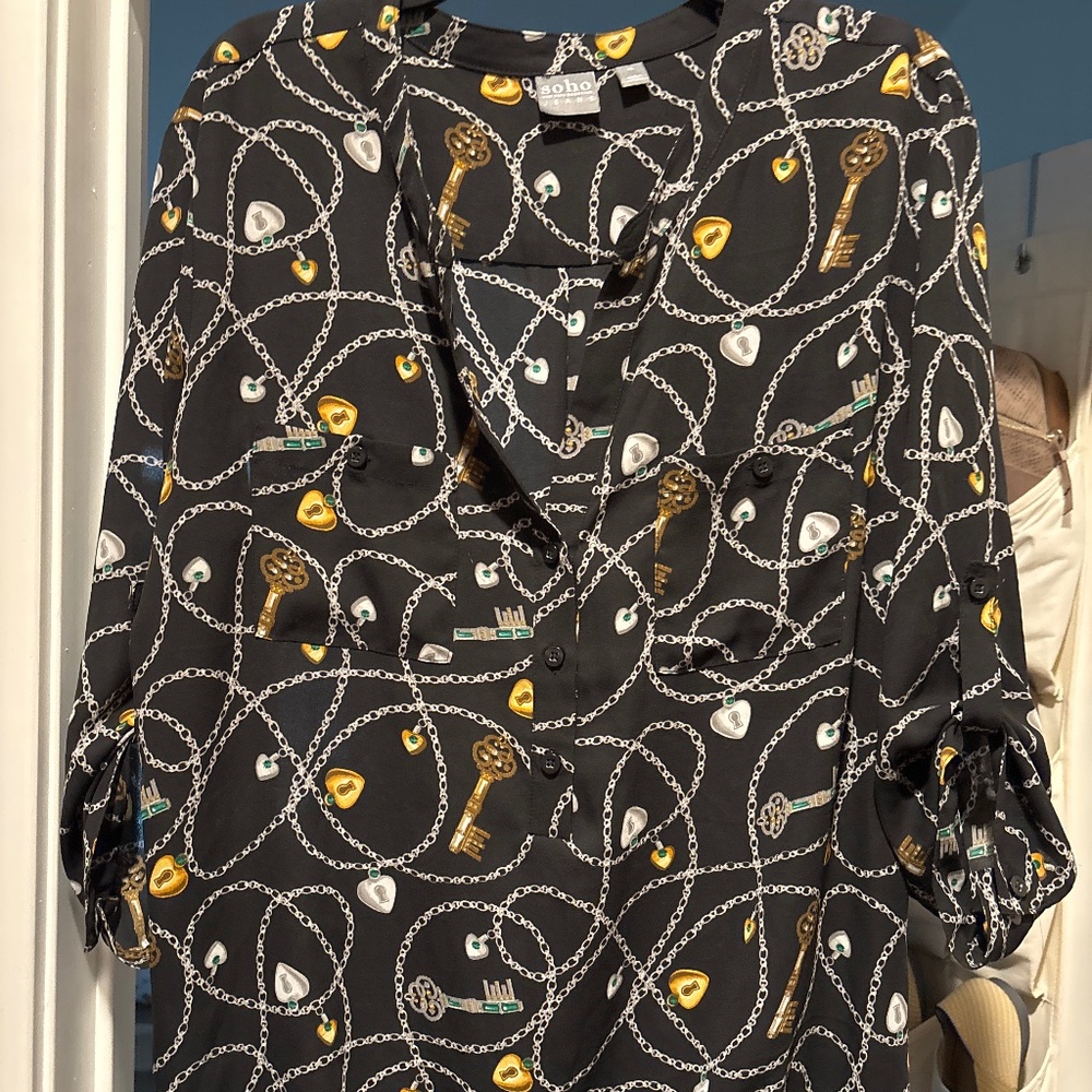 Women’s key blouse